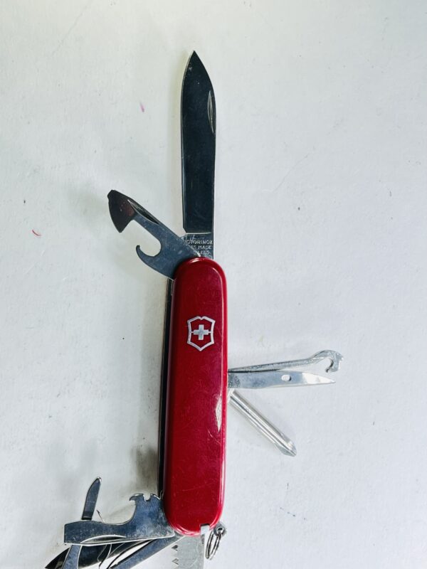 Victorinox Fieldmaster 91MM Swiss Army Knife - Image 10
