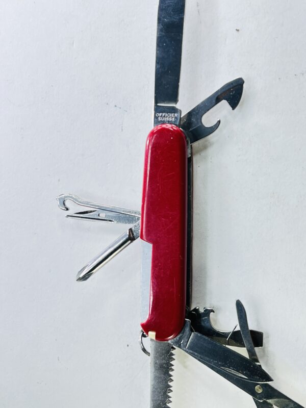 Victorinox Fieldmaster 91MM Swiss Army Knife - Image 4