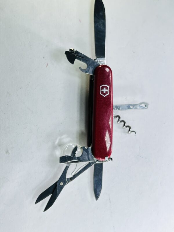 Victorinox Explorer Swiss Army Knife - Image 10