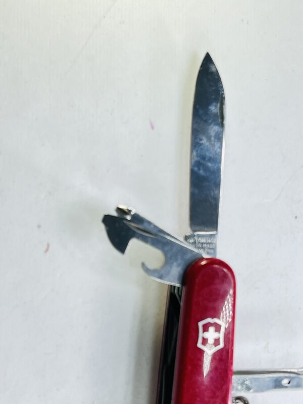 Victorinox Explorer Swiss Army Knife - Image 9