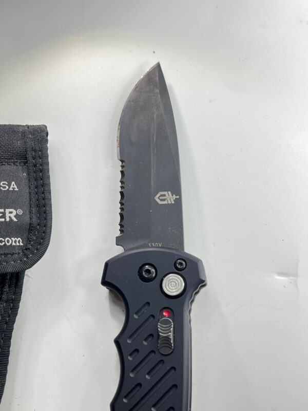 Gerber USA 06 S30V Automatic Knife - Image 16