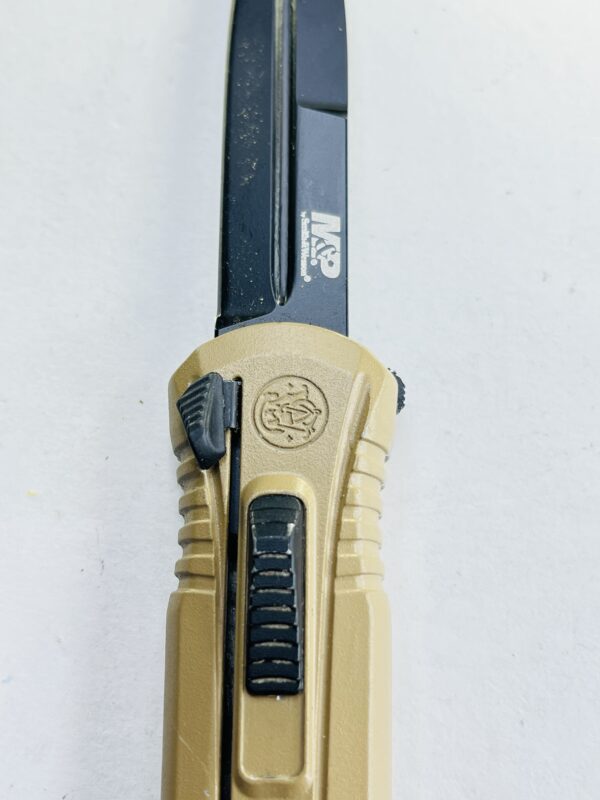 Smith & Wesson M&P Spring Assisted Knife - Image 11
