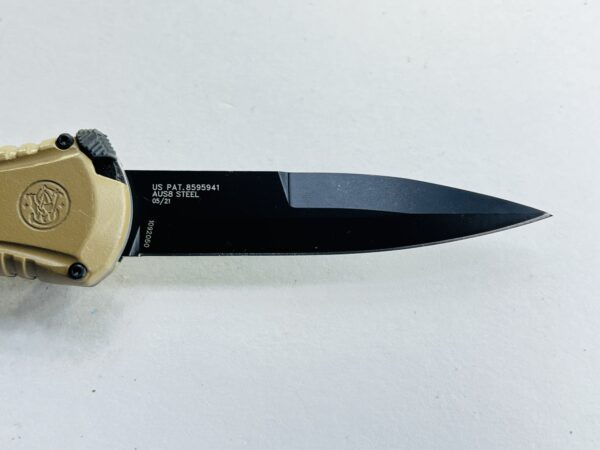 Smith & Wesson M&P Spring Assisted Knife - Image 4