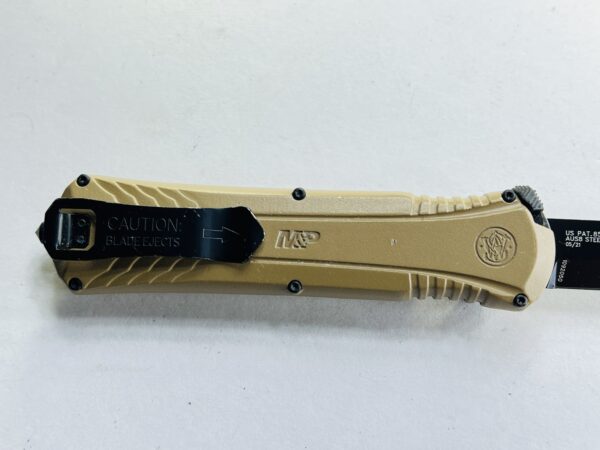 Smith & Wesson M&P Spring Assisted Knife - Image 2
